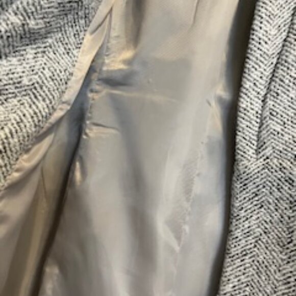 Grey & White Unstructured Blazer - Picture 5 of 5